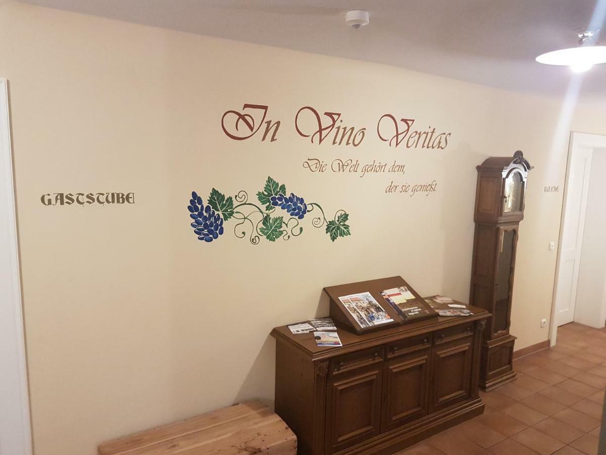 Markt Nordheim Wirtshaus Am Markt מראה חיצוני תמונה